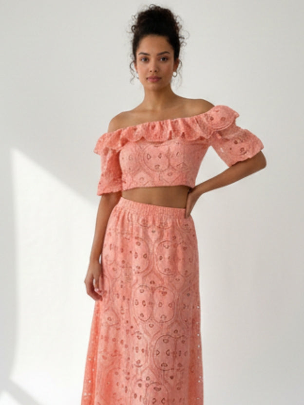 Elegant Off-Shoulder Lace Midi Dress