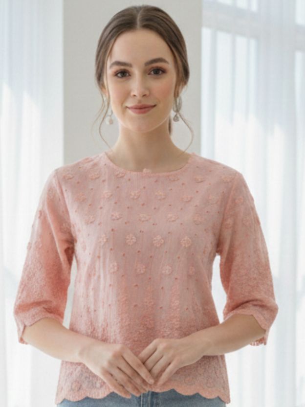Elegant Textured Scallop Hem Top