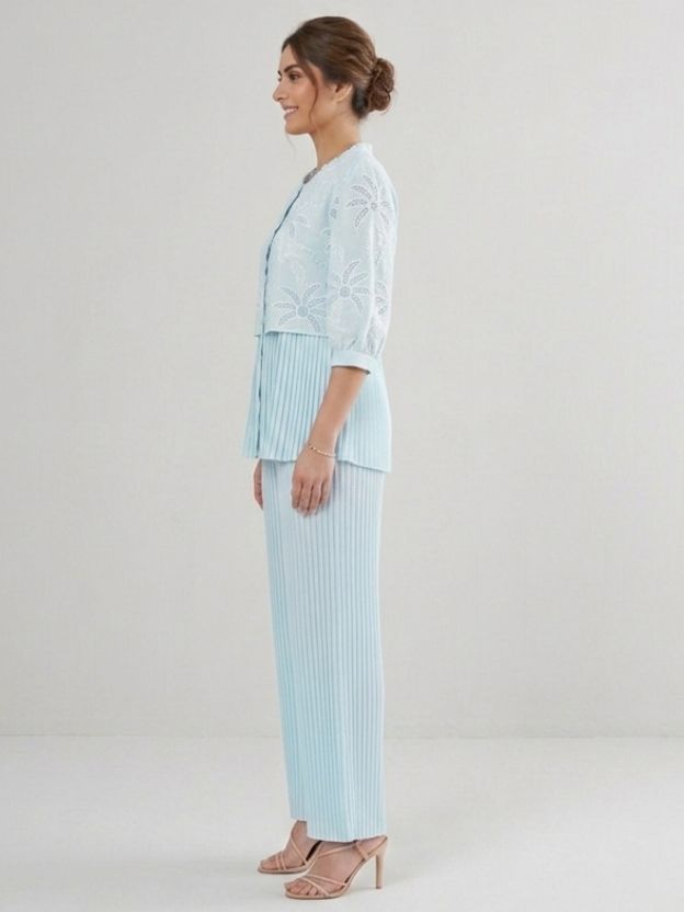 Classic Lace Co-Ord Outfit