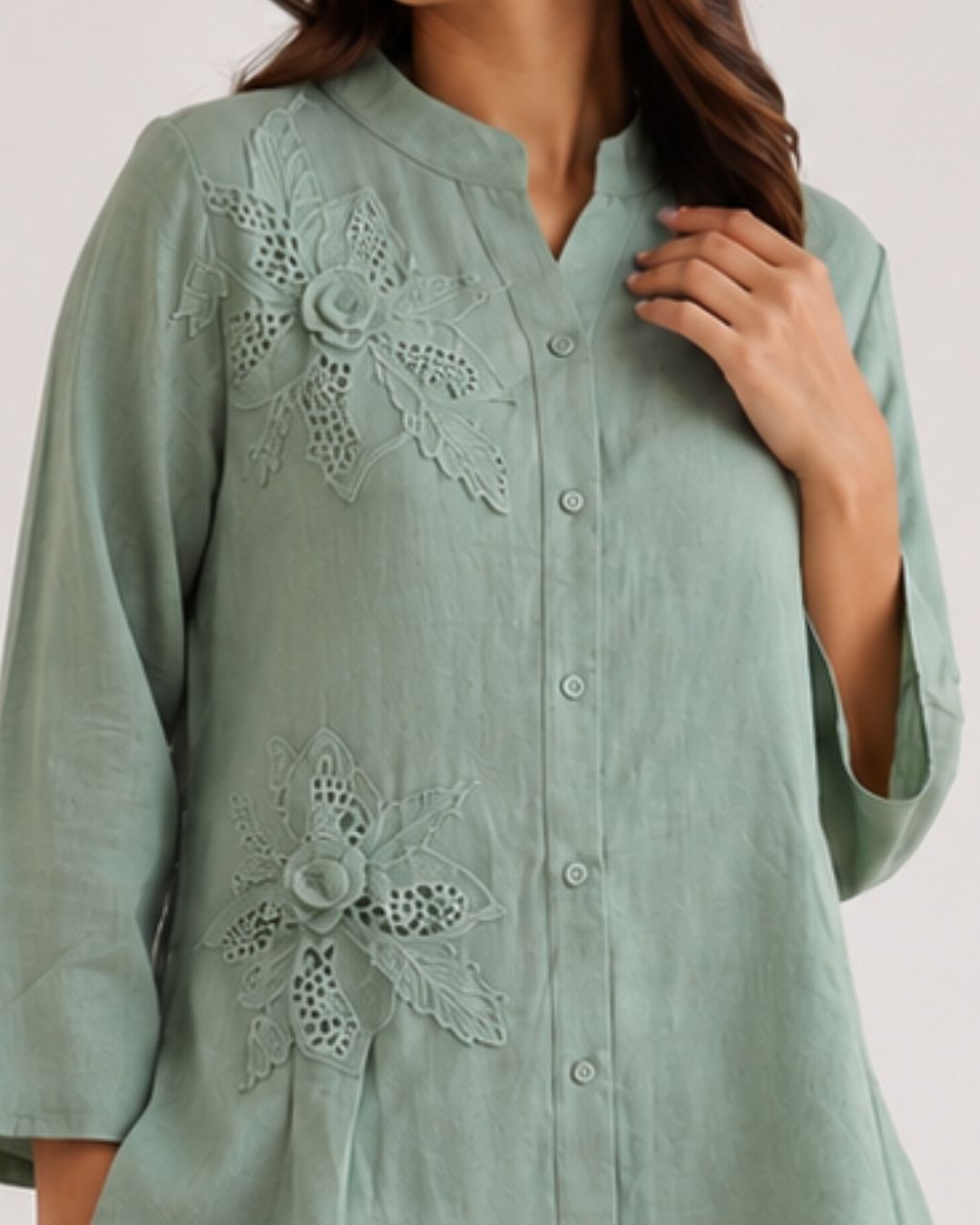 Women’s Floral Embroidered Co-ord Set – Relaxed Fit Linen-Blend Matching Set