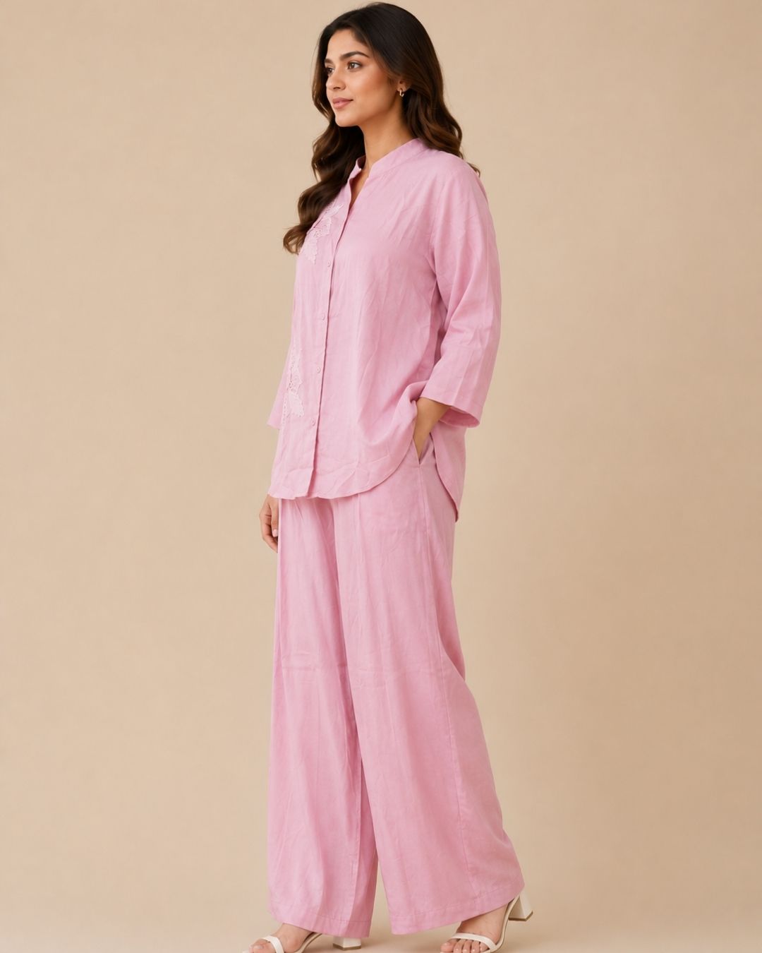 Women’s Floral Embroidered Co-ord Set – Relaxed Fit Linen-Blend Matching Set