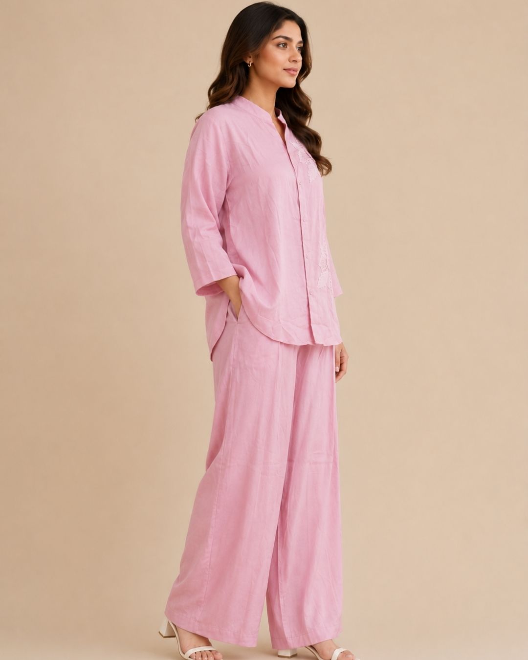Women’s Floral Embroidered Co-ord Set – Relaxed Fit Linen-Blend Matching Set