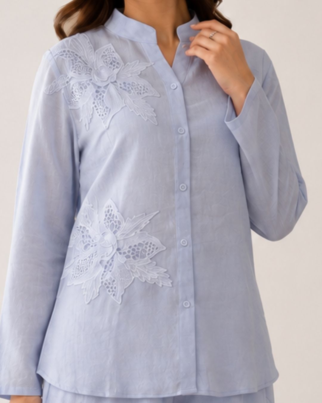 Women’s Floral Embroidered Co-ord Set – Relaxed Fit Linen-Blend Matching Set