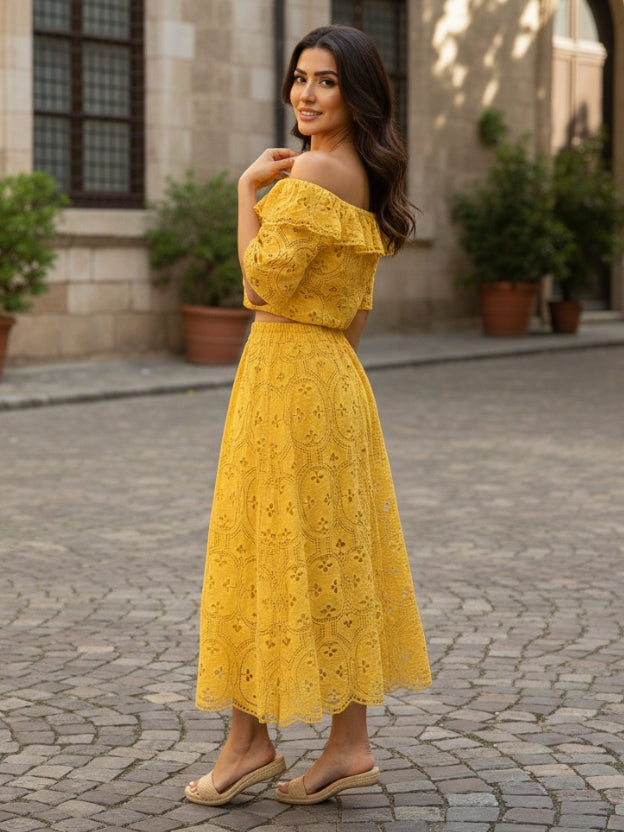 Elegant Off-Shoulder Lace Midi Dress