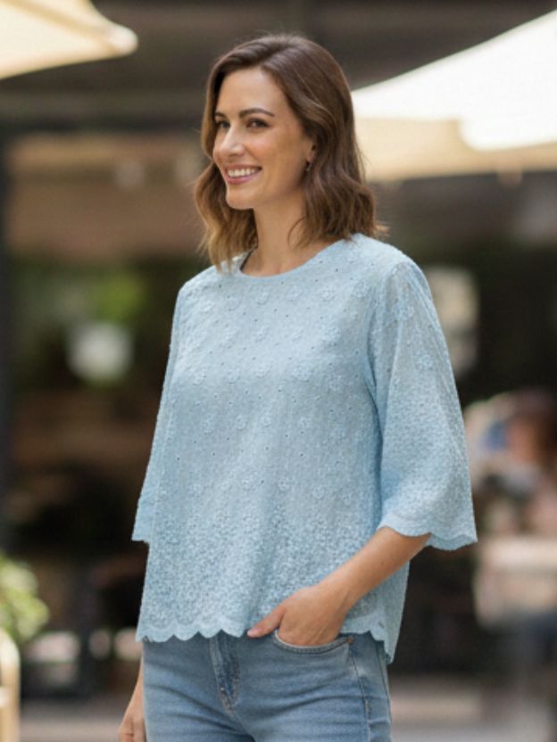 Elegant Textured Scallop Hem Top