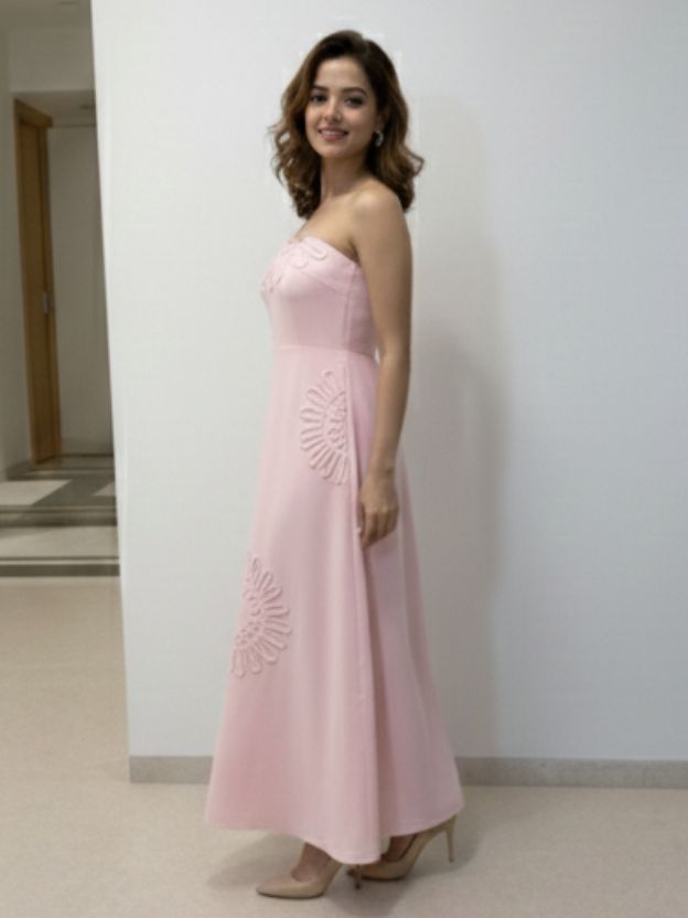 Elegant Strapless Embroidered Flow Dress