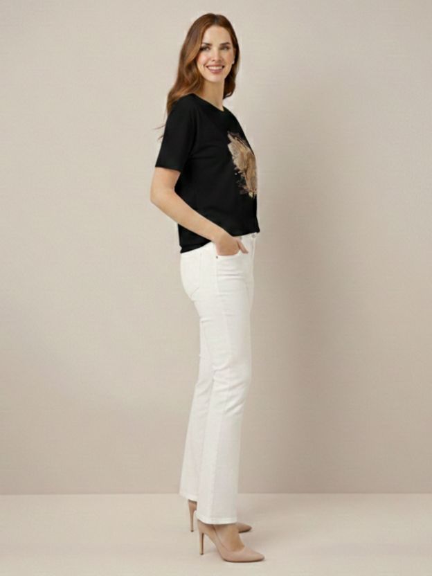 Elegant Botanical Graphic Everyday T-Shirt