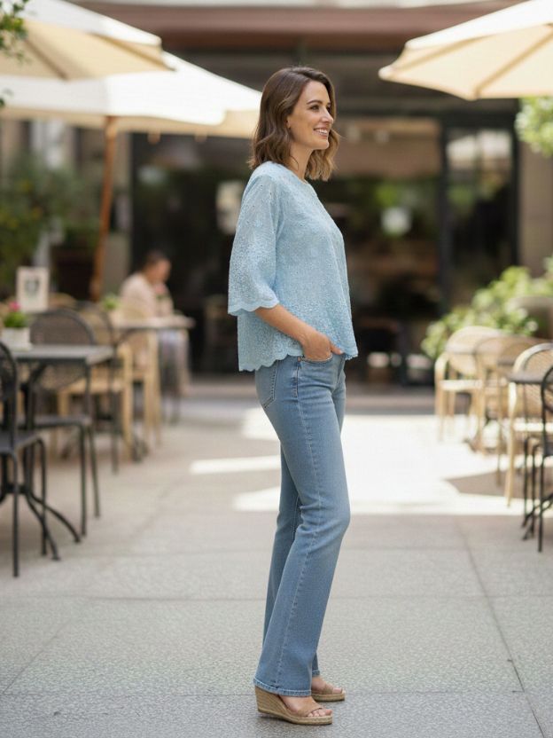 Elegant Textured Scallop Hem Top
