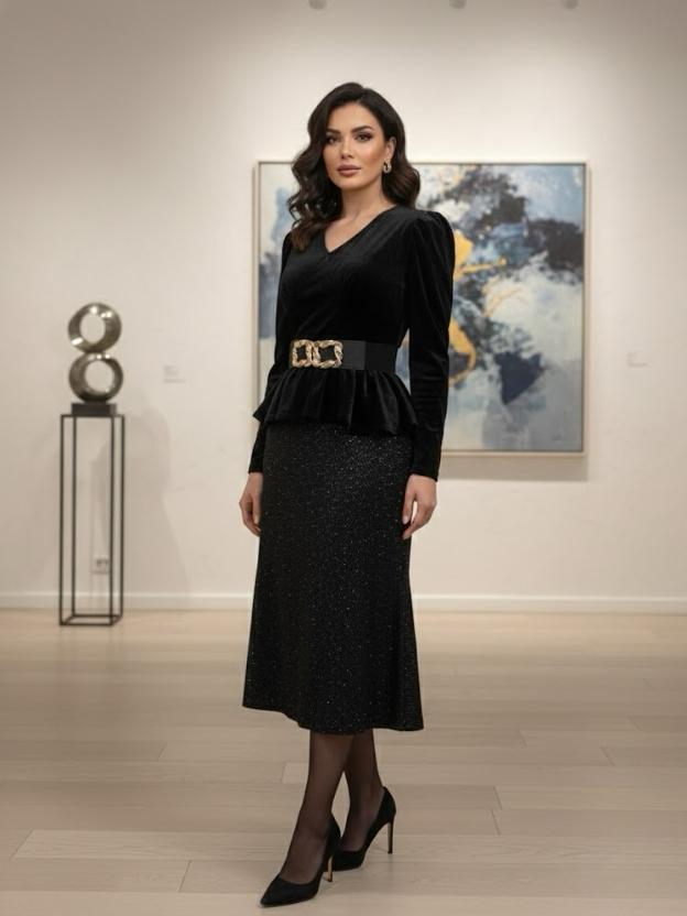 Elegant V-Neck Velvet Top Midi Dress