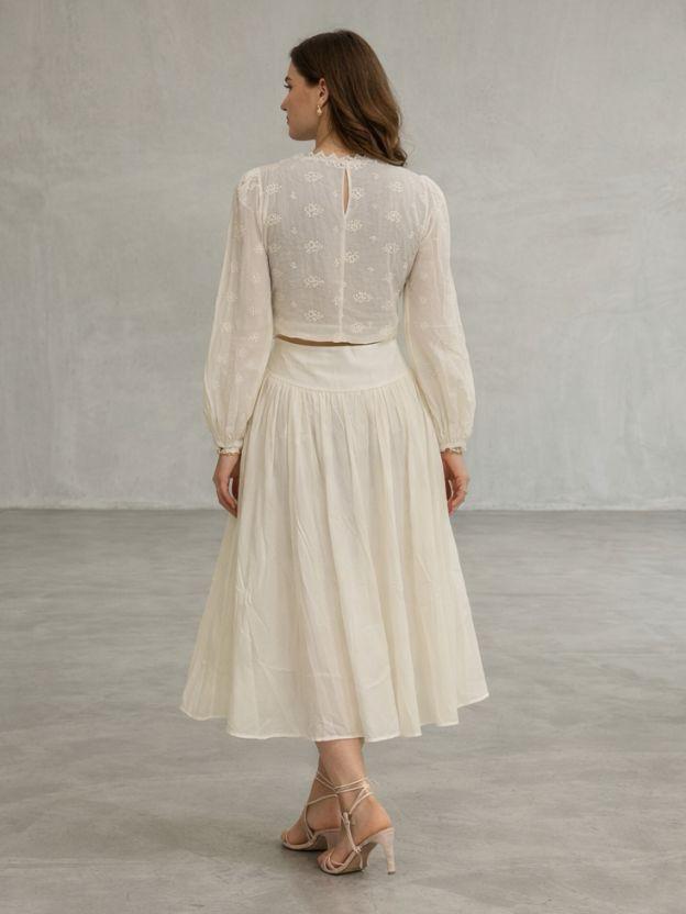 Boho Ivory Lace Two-Piece Midi Dress Set - Vintage Crochet V-Neck Long Sleeve Crop Top and Pleated Maxi Skirt