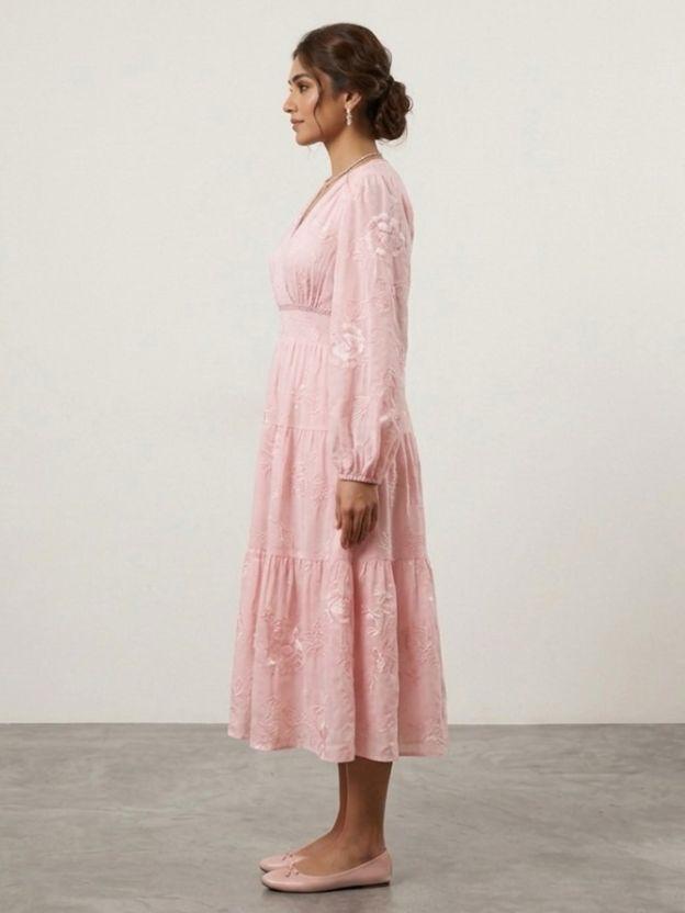 Floral Jacquard Tiered Midi Dress with Puff Sleeves