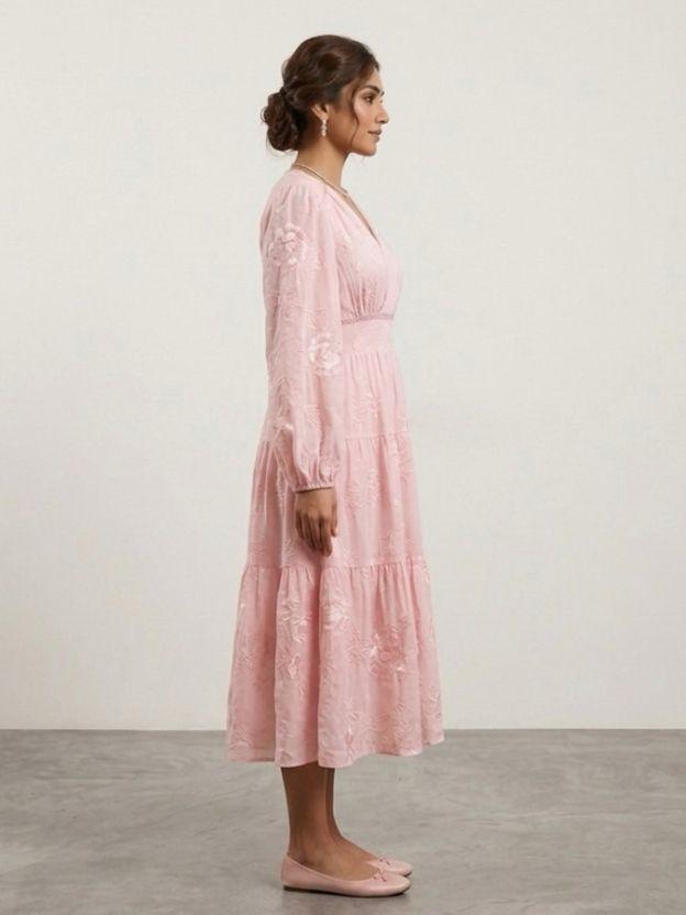 Floral Jacquard Tiered Midi Dress with Puff Sleeves