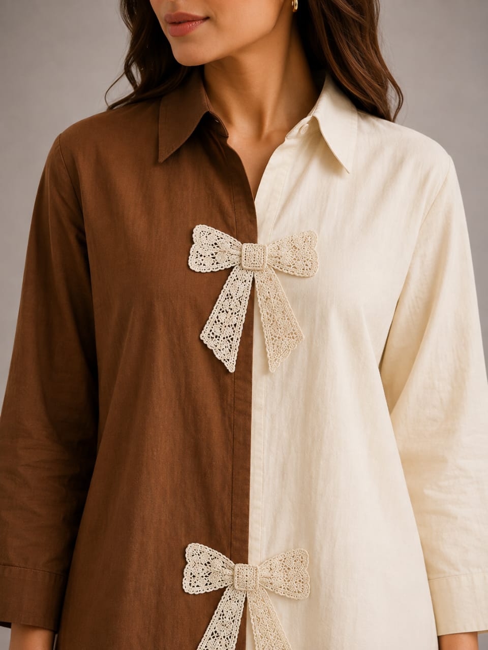 Two-Tone Split Tunic Top with Lace Bow Applique