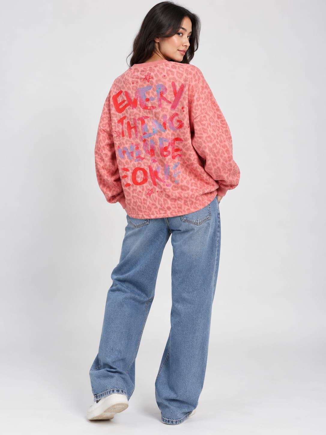 Women’s Graphic Leopard Print Oversized Sweatshirt