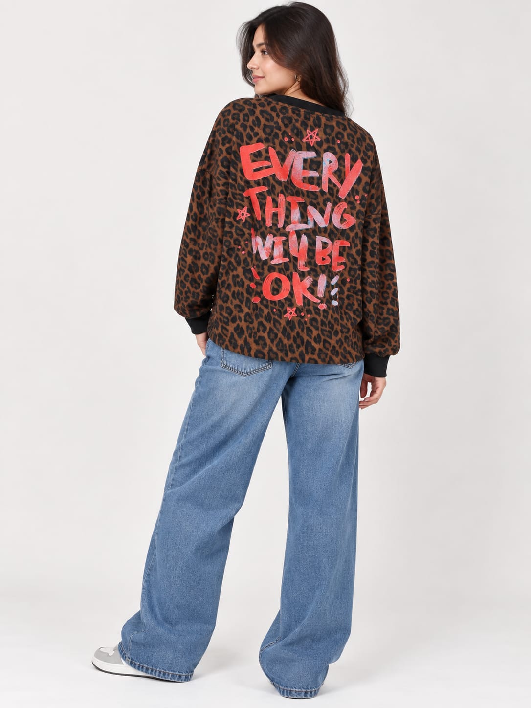 Women’s Graphic Leopard Print Oversized Sweatshirt