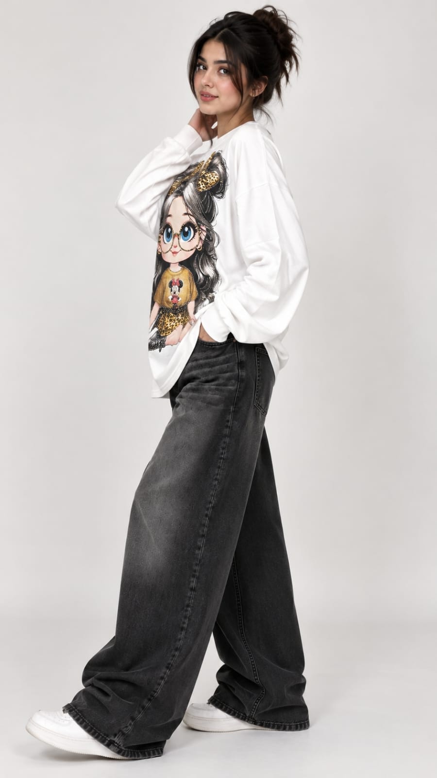 Women’s Graphic Leopard Bow Doll Sweatshirt