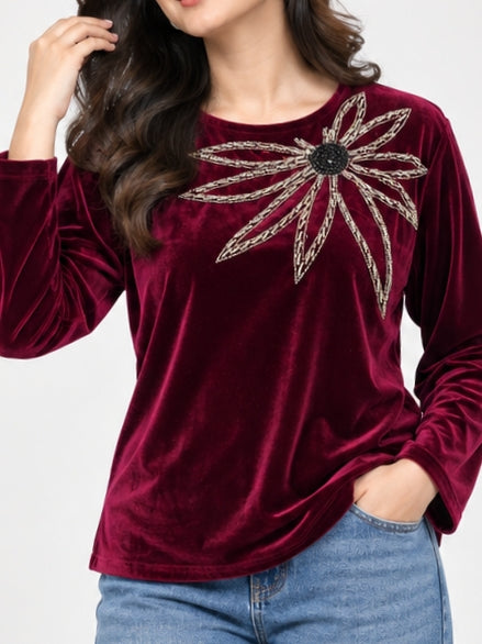 Woman Embroidered Velvet Top