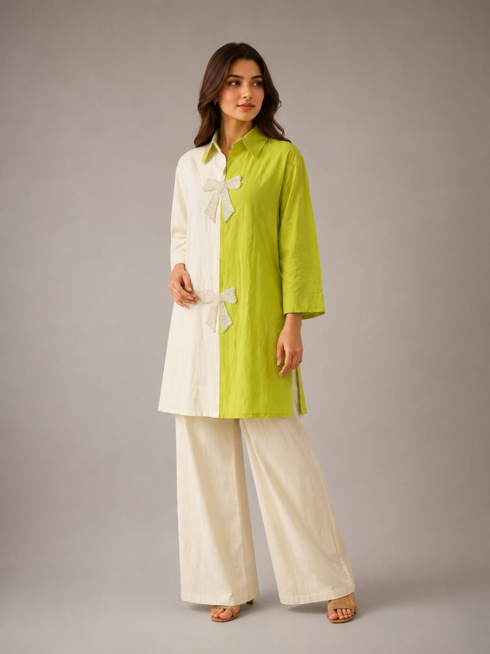 Two-Tone Split Tunic Top with Lace Bow Applique