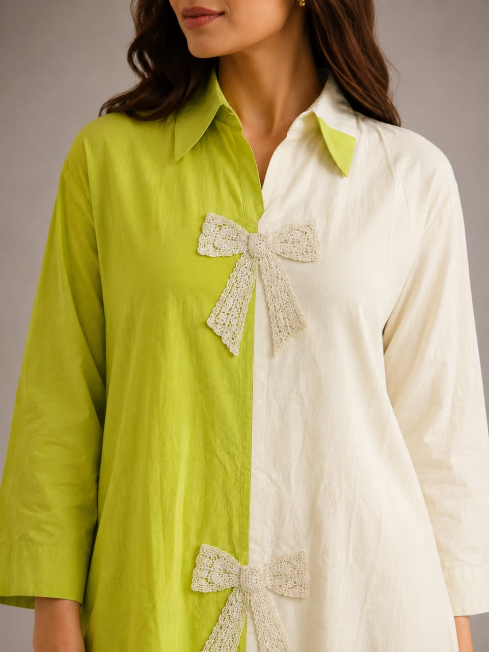 Two-Tone Split Tunic Top with Lace Bow Applique